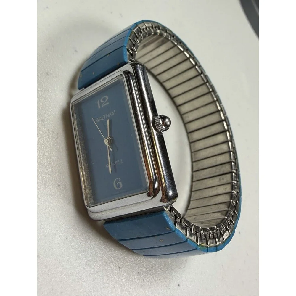 Vintage Waltham YY0011-063 Quartz Blue Dial Rectangle Watch Hong Kong Untested